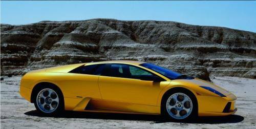 Fot. Lamborghini: Murcielago (2002-do dziś) z hiszp. "Nietoperz". Tak nazywał się byk, któremu w 1879 r. po zaciętej walce w Kordobie