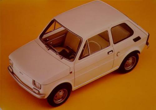 Fot. Fiat – To najczęściej publikowane w ówczesnej prasie reklamowe zdjęcie Fiata 126. Był po prostu piękny.