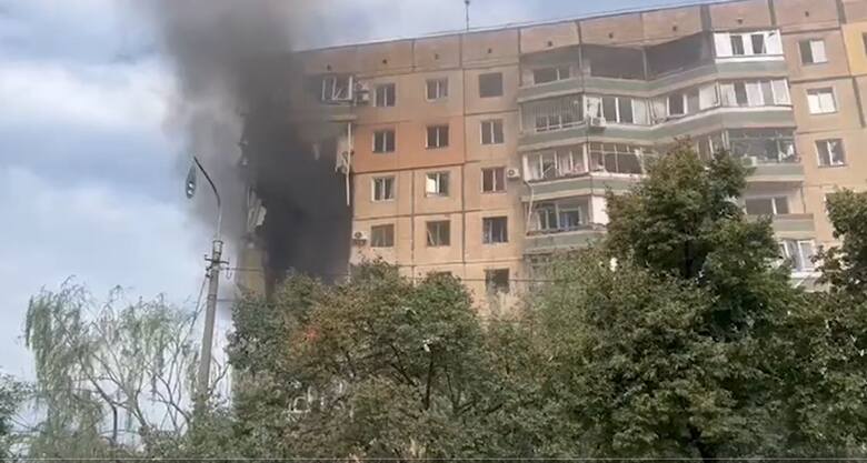 Rosyjskie pociski spadły na miasto Krzywy Róg. Uderzyły w blok mieszkalny