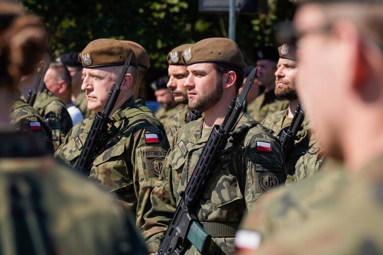 Za rządów PO-PSL zlikwidowano wiele ważnych dla bezpieczeństwa Polski jednostek wojskowych.