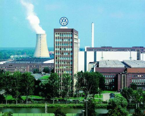 Fot. VW: Koncern Volkswagen jest pod szczególną ochroną – dzięki prawnym zabezpieczeniom Władze Dolnej Saksonii mają gwarancje, że bez ich zgody nie