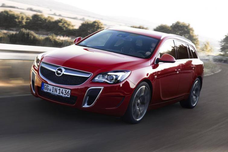 Nowy Opel Insignia OPC. Zobacz zdjęcia