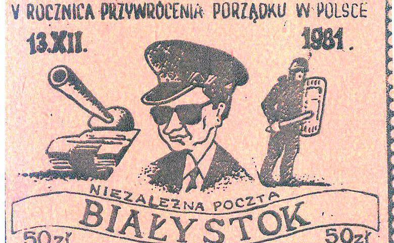 Formą oporu były też takie znaczki pocztowe. Ogłoszenie stanu wojennego nazwano tu ironicznie rocznicą przywrócenia porządku w Polsce. <br /> 