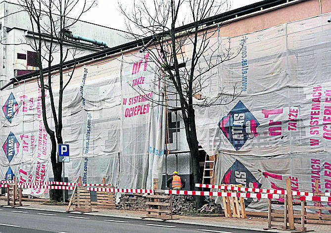 Trwa remont budynku kina Millenium przy ul. Wojska Polskiego. Powstaną tu dwie nowocześnie wyposażone sale projekcyjne.