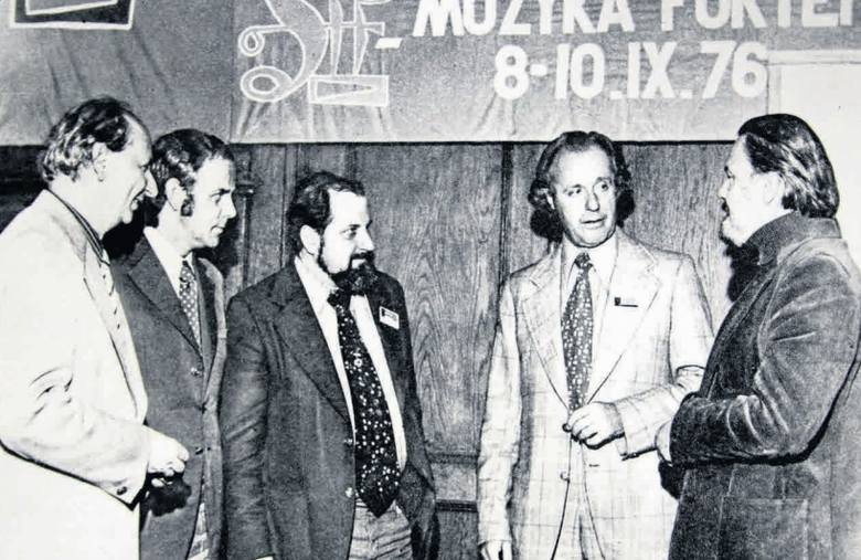 1976 rok. Od lewej: Jerzy Bytnerowicz, Mieczysław Jaroszewicz, Marian Wallek-Walewski, Andrzej Cwojdziński, Włodzimierz Obidowicz