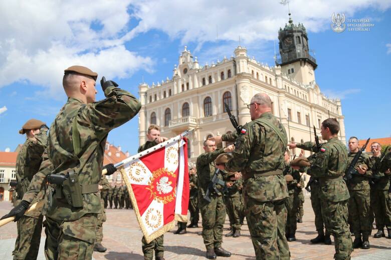 Przysięga 48 nowych żołnierzy 20. Przemyskiej Brygady Obrony Terytorialnej w Jarosławiu