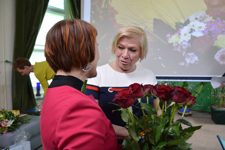 Irena Krupińska szkołę pielęgniarską skończyła w 1968 roku. Przyjechała do Opola za pracą. W szpitalu wojewódzkim przepracowała 50 lat! 