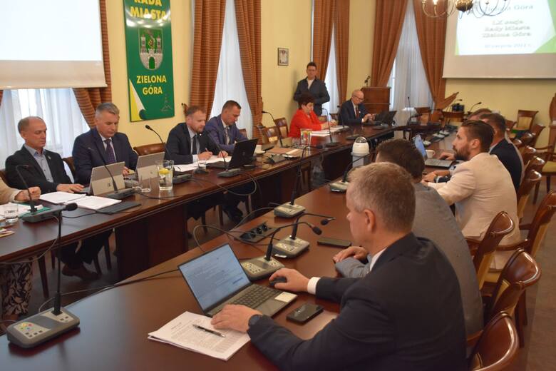 Sesja rady miejskiej - Zielona Góra - 30 sierpnia 2022