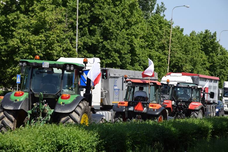 Dlaczego rolnicy protestują i czy będą kolejne blokady dróg? [wideo]