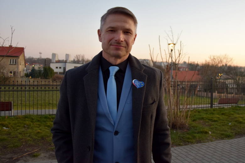 Damian Gałek - prokurator ze stowarzyszenia Lex Super Omnia - wziął udział w Marszu Tysiąca Tóg w Warszawie