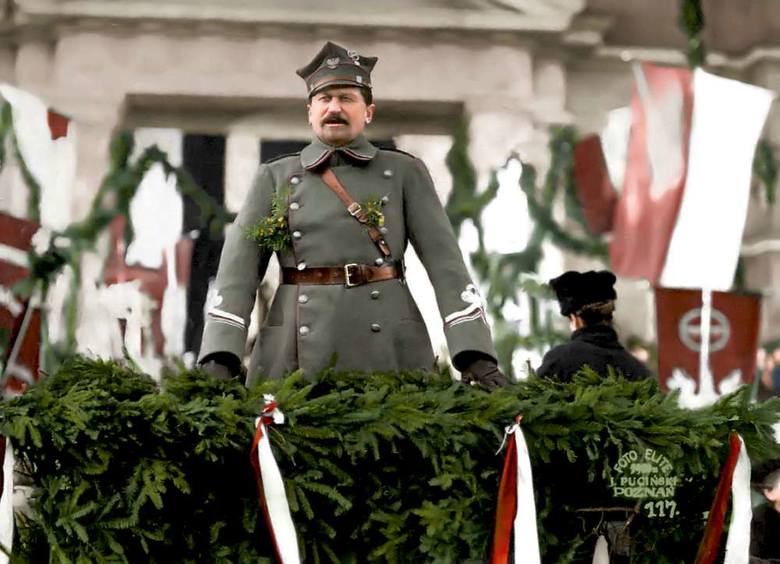 General Dowbor Muśnicki dowodził wielkopolską armią i włączył ją w struktury Wojska Polskiego 