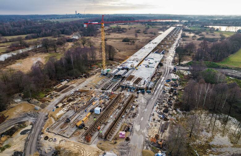 Budowa drogi S1 najbardziej zaawansowana jest na odcinku między węzłem Oświęcim a Dankowicami