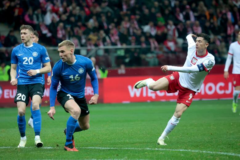 Robert Lewandowski, mimo wysokiego prowadzenia, zagrał z Estonią cały mecz