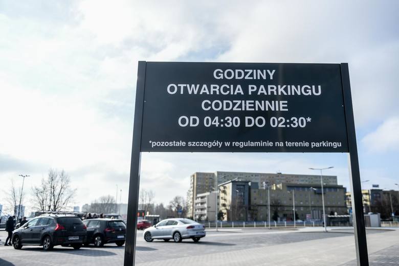 Poznań na dobrej drodze: Parkowanie z korzyścią dla miasta