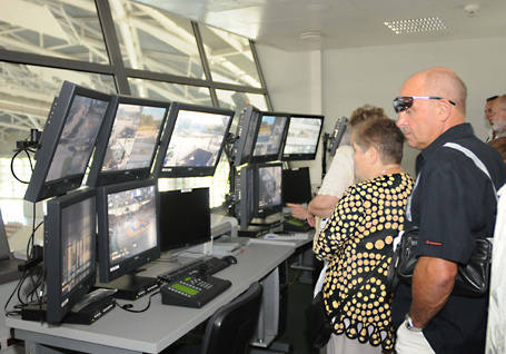 Zwiedzający byli zachwyceni centrum monitoringu Atlas Areny.