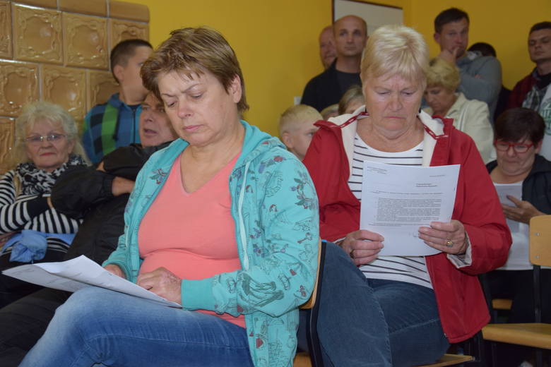 Mieszkańcy mieli okazję przeczytać wniosek radnego Niezgóckiego o udostępnienie informacji publicznej.