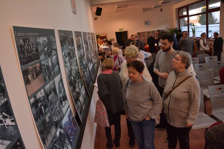 Otwarcie wystawy oraz promocja albumu "Sulechów 1945-2000. Fotograficzne wspomnienia mieszkańców"