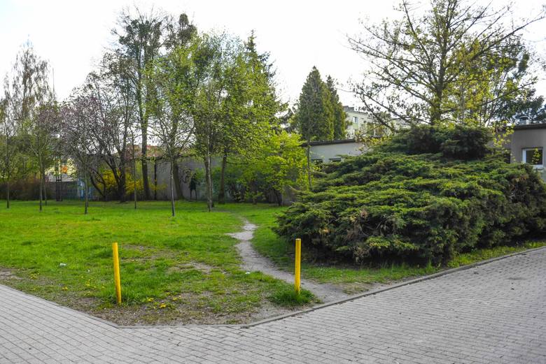 Działka przy Szamarzewskiego, na której znajduje się ośrodek im. Z. Tylewicza została podzielona, by na jej części można było zbudować dom stałego pobytu dla osób dorosłych z autyzmem