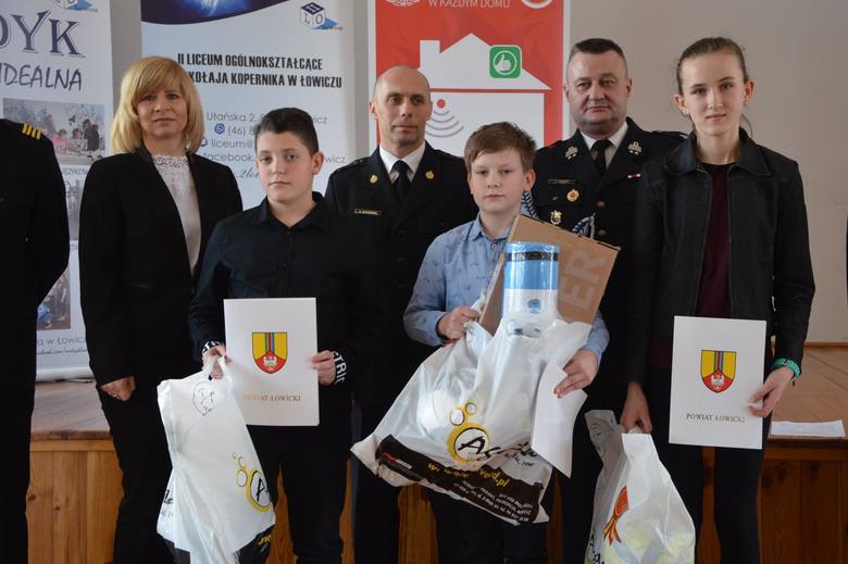 Powiatowe eliminacje konkursu "Młodzież zapobiega pożarom" w Łowiczu [ZDJĘCIA I WYNIKI]