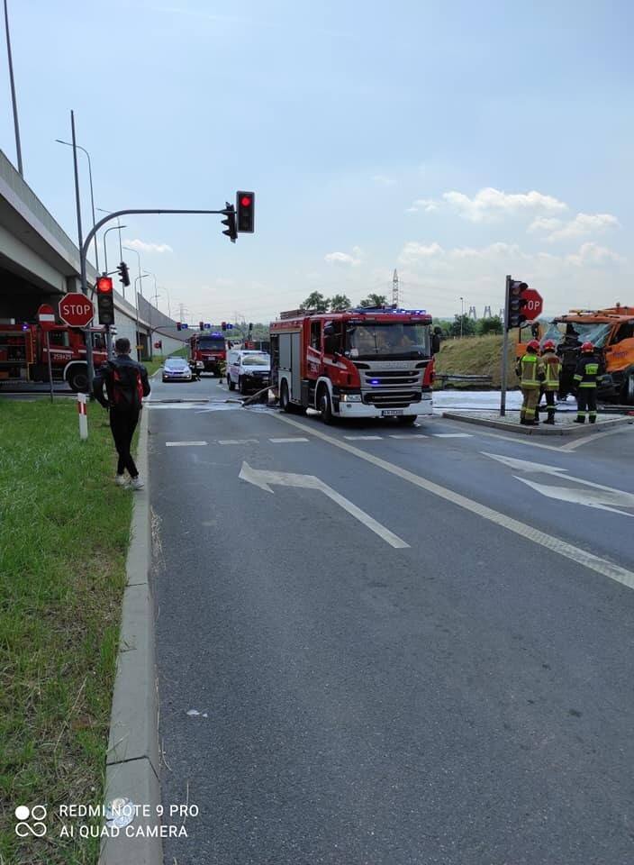 Śmiertelny wypadek w Krakowie. Nie żyje 64letni kierowca