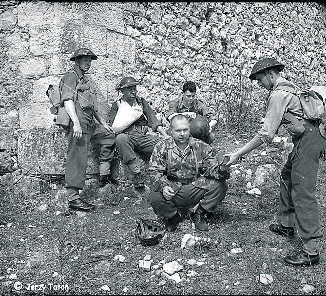 Rekonstruktorzy: "dzień na polu bitwy". Opowiadali o Monte Cassino
