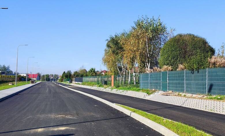 Budowa nowej drogi w ciągu ul. Krasińskiego w Oświęcimiu rozpoczęła się wiosną ub. roku