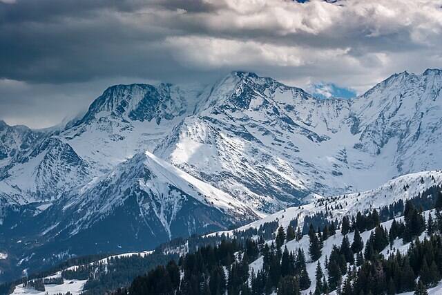 Mont Blanc maleje. "Dach Alp" zmalał o ponad 2 metry. W ciągu dwóch ostatnich lat