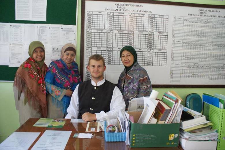 Rafał Karasek z Gołkowic uczył języka angielskiego w Indonezji [ZDJĘCIA]