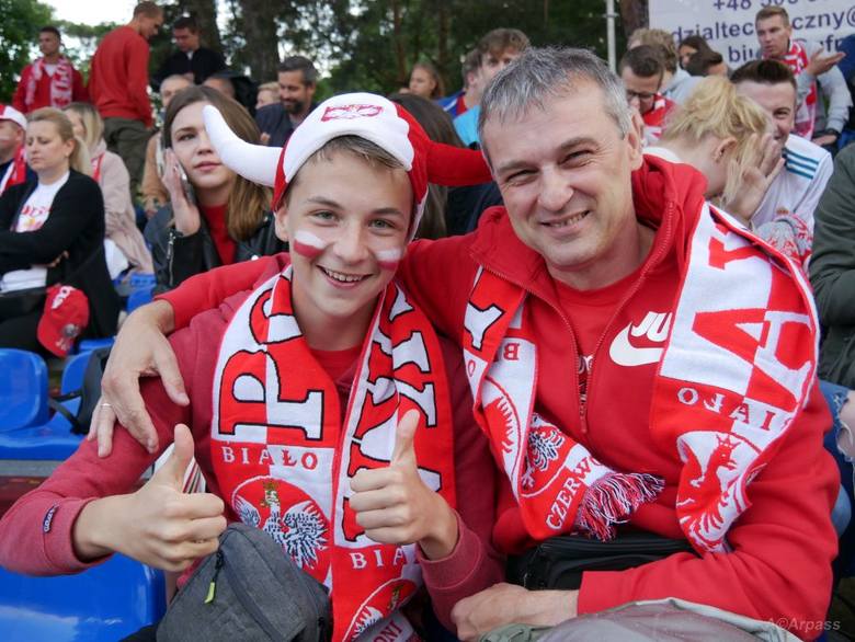 Wszyscy obstawiali wynik 2:0 dla Polski, tak jak pan Leszek, który przyszedł oglądać mecz razem z synem.