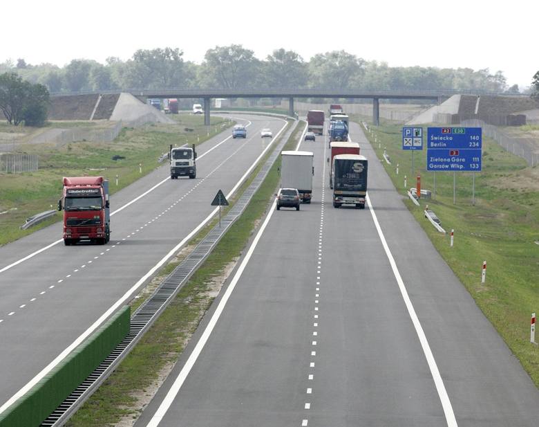 Autostrada A2 będzie miała trzeci pas!