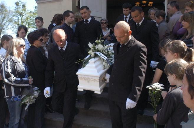 Pogrzeb nieznanego chłopca w Cieszynie