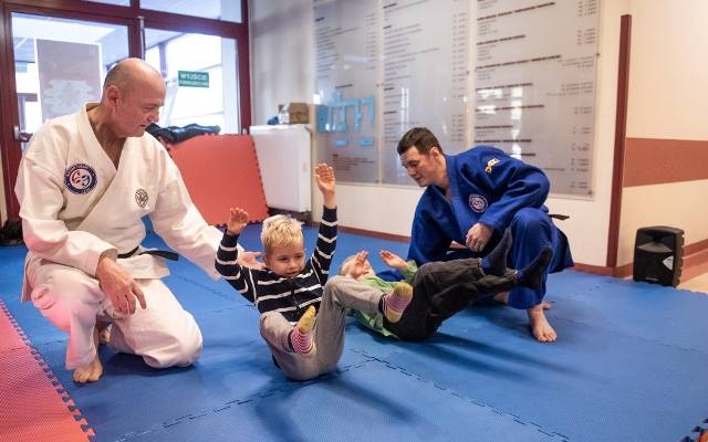 Pokaz judo na Szpitalnej: Zobacz, jak walczą prawdziwi wojownicy [ZDJĘCIA]