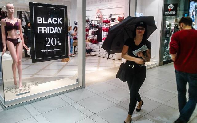 Black Friday 2019: Kody zniżkowe w sklepach: CCC, Media Expert, Sephora, PAWO, Home&You, Groupon na czarny piątek i cyber poniedziałek