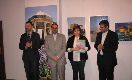 Oto nasi goście:ambasador Republiki Islamskiej Iranu, Samad Ali Lakizadeh - drugi z lewej oraz I Sekretarz Ambasady - Behzad Mohammadi - z prawej. Z