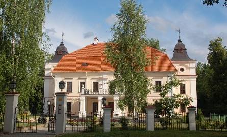 Białoruś. W pałacu Niemcewiczów w Skokach