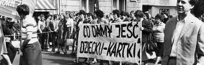 30 lipca 1981 r. przeszedł przez Łódź strajk głodowy kobiet. Była to najliczniejsza demonstracja uliczna w czasach PRL.