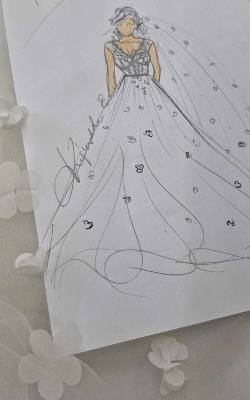 Mamy projekt idealnej sukni ślubnej dla Elżbiety Romanowskiej. W takiej kreacji skradnie całe show! [Tylko u nas]