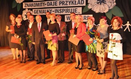 Trzynastu sandomierskich nauczycieli otrzymało nagrody burmistrza Jerzego Borowskiego.