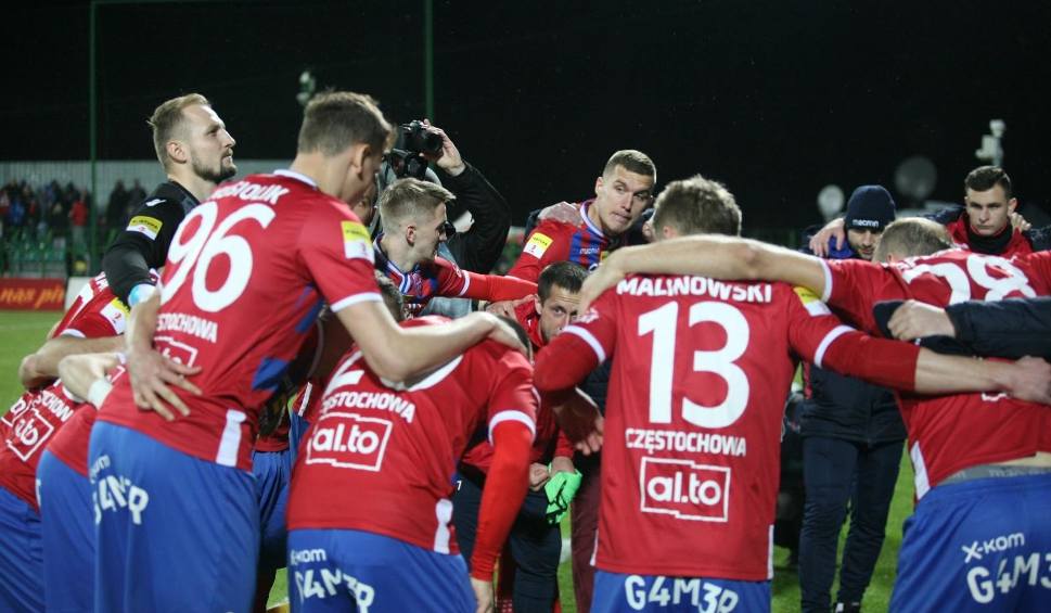 Raków Częstochowa pewnie kroczy po awans do Ekstraklasy