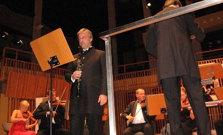 Jako solista wystąpił z orkiestrą włoski klarnecista Claudio Mansutti.