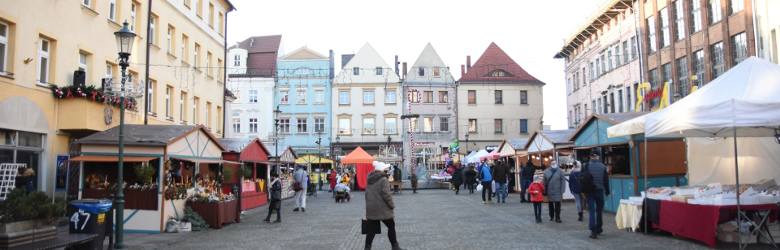 Długo nie było wiadomo czy tradycyjny jarmark świąteczny w Żarach się odbędzie.