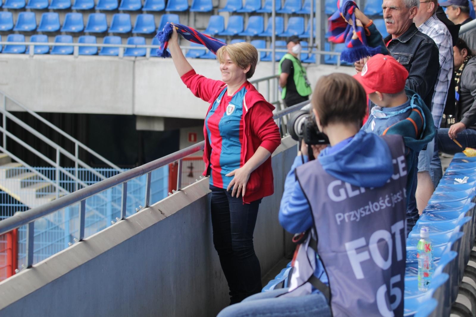 Piast Gliwice - Jagiellonia Białystok ZDJĘCIA KIBICÓW ...