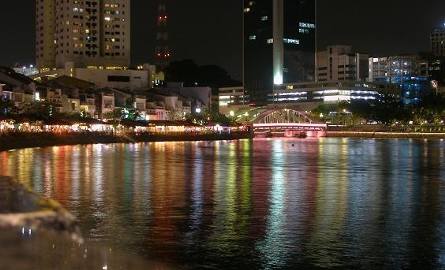 Singapur nocą.