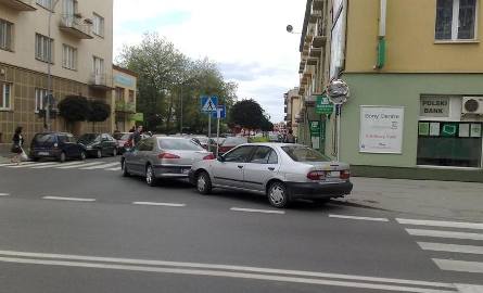 Jak oni parkują: parking na skrzyżowaniu w Rzeszowie