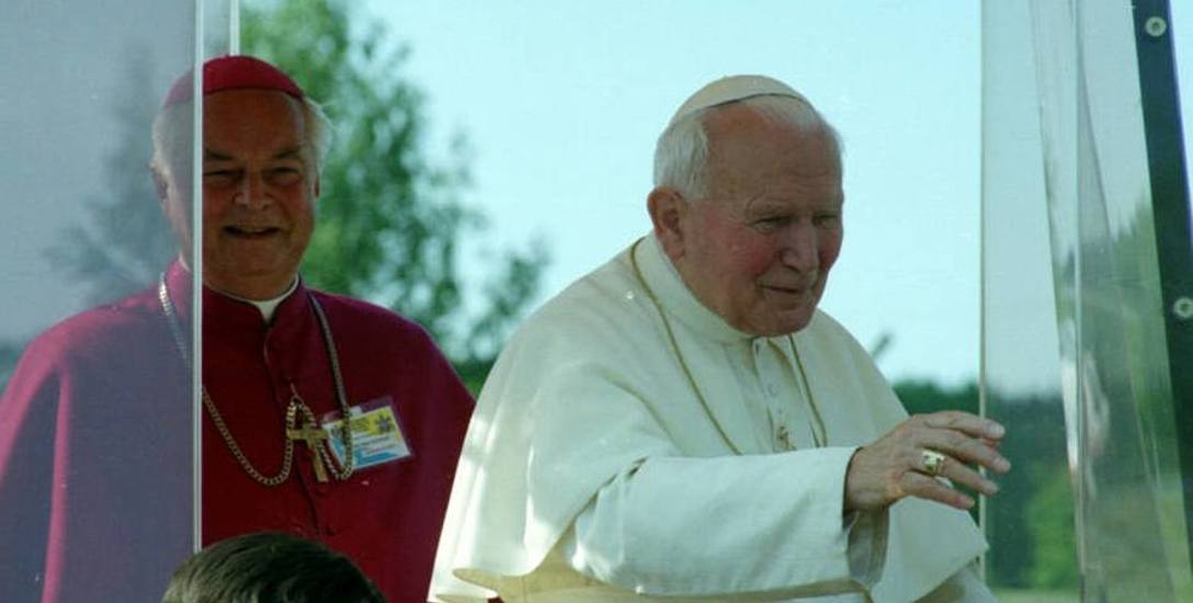 Jan Paweł II podczas wizyty w Gorzowie Wielkopolskim w 1997 r
