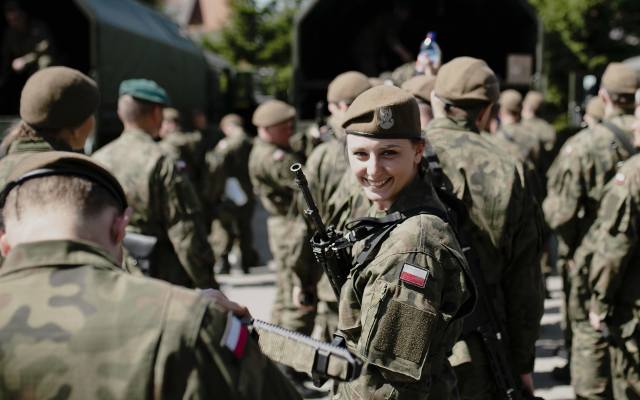 Ruszają pierwsze szkolenia żołnierzy Wojsk Obrony Terytorialnej z Wielkopolski [ZDJĘCIA]