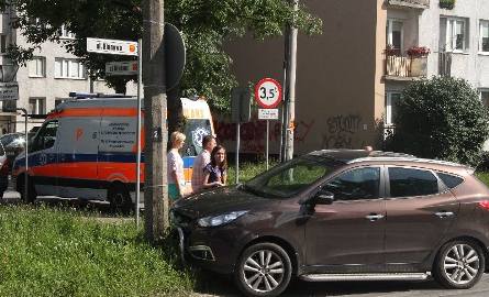 Wypadek w Kielcach. Rowerzystka pod kołami auta