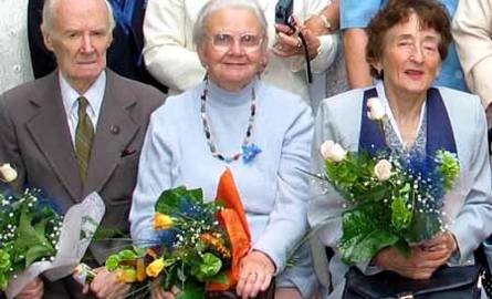 Z 18-osobowego grona profesorskiego z l. 1954-1958 została trójka: (od lewej) Paweł Andrzejczyk, Aleksandra Bluj-Nehrebecka i Anna Wiech.