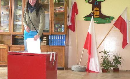 – Wierzę, że mój głos coś zmieni w Polsce – z takim nastawieniem głosowała młoda kazimierzanka Anna Stępień.