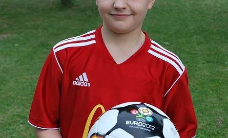 Bartłomiej Szydłowski Ma 9 lat. Radomianin. Od dwóch lat gra w piłkę nożną w klubie Legion. Futbol to jego wielka pasja. Teraz został finalistą ogólnopolskiego